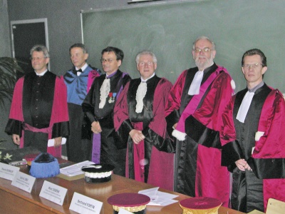 Copyright : DR
