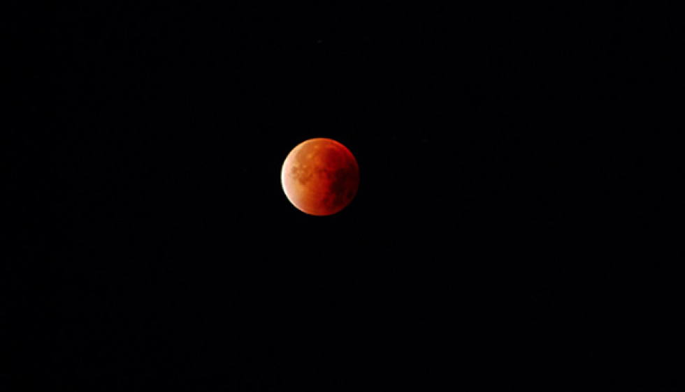 éclipse de Lune – Autour du Ciel